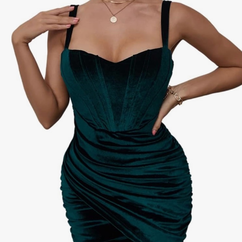 Emerald Ruched Mini Dress - Picture 5 of 5